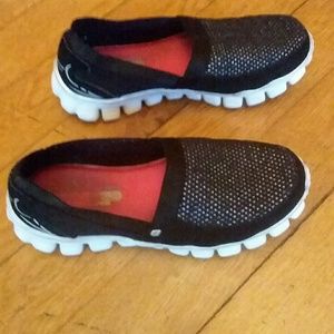 Girls sketcher memory foam slip on athletic shoes